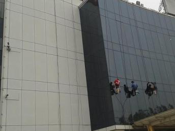 深圳專業(yè)外墻清洗與保潔服務 圖光明、松崗及公明公司介紹